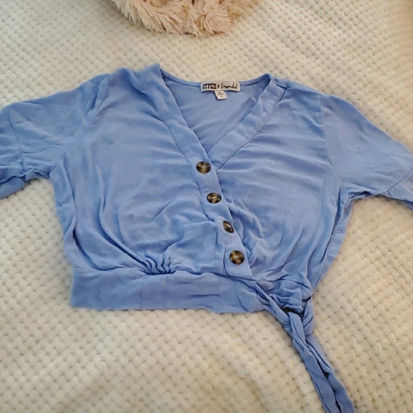 Button Crop Top - Picture 2 of 4